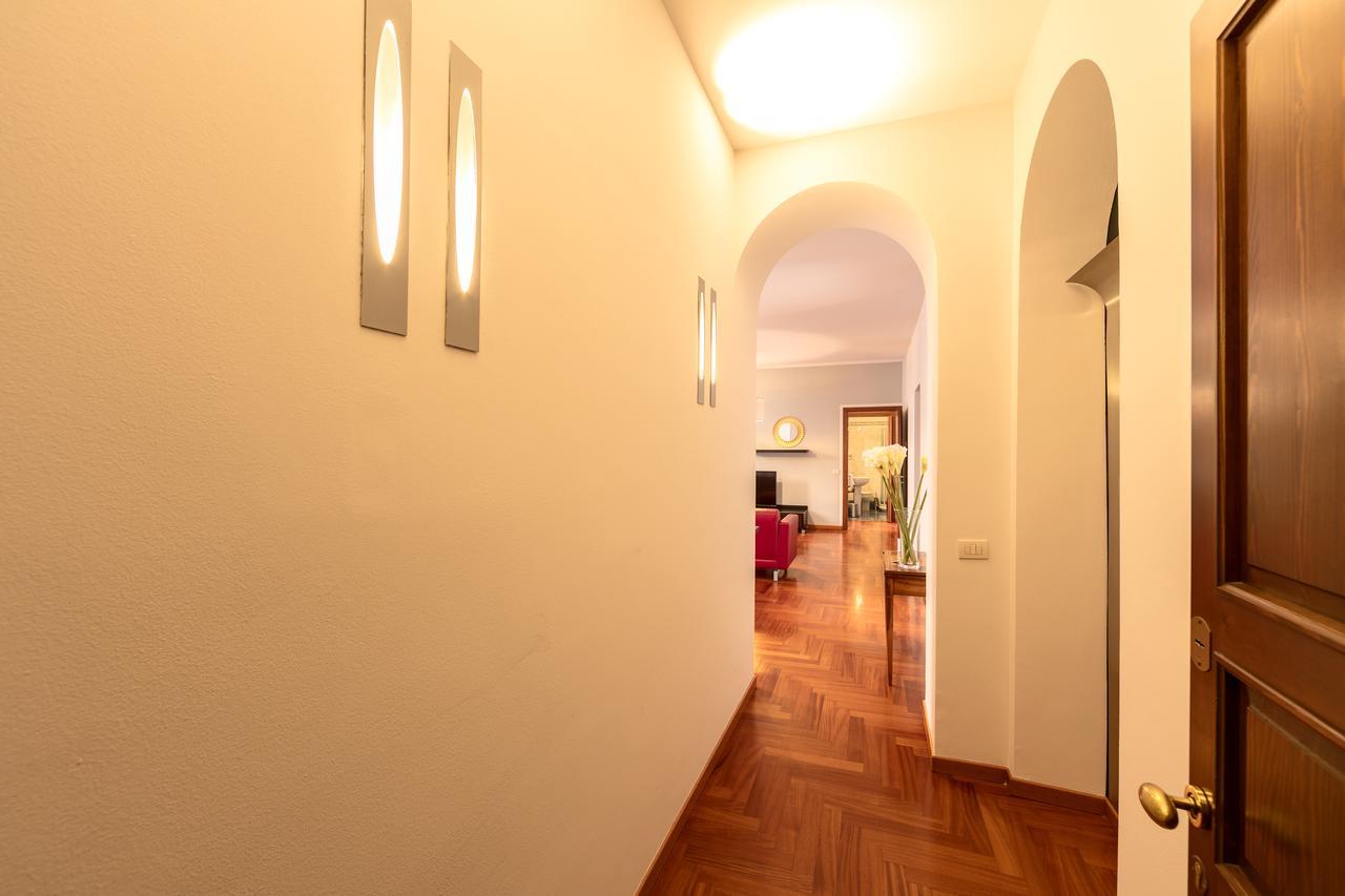 Heart Milan Apartments Corso Como Екстер'єр фото
